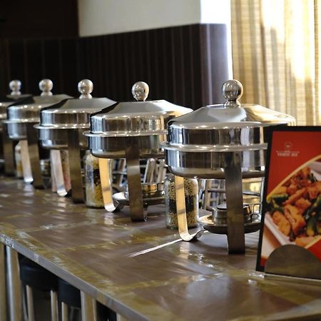 Hotel Vishnu Inn Dehradun Ngoại thất bức ảnh