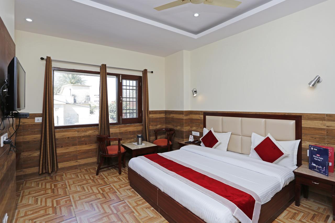 Hotel Vishnu Inn Dehradun Ngoại thất bức ảnh