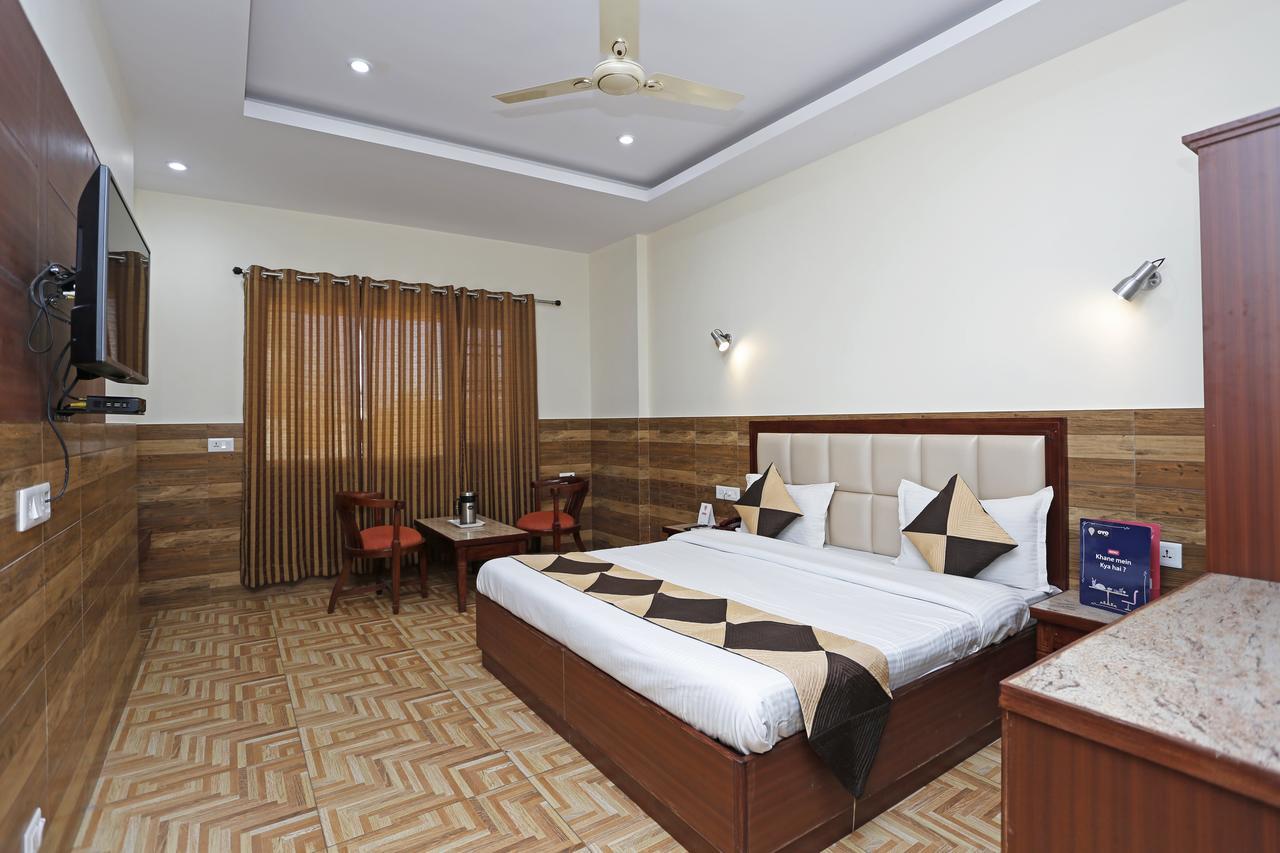 Hotel Vishnu Inn Dehradun Ngoại thất bức ảnh