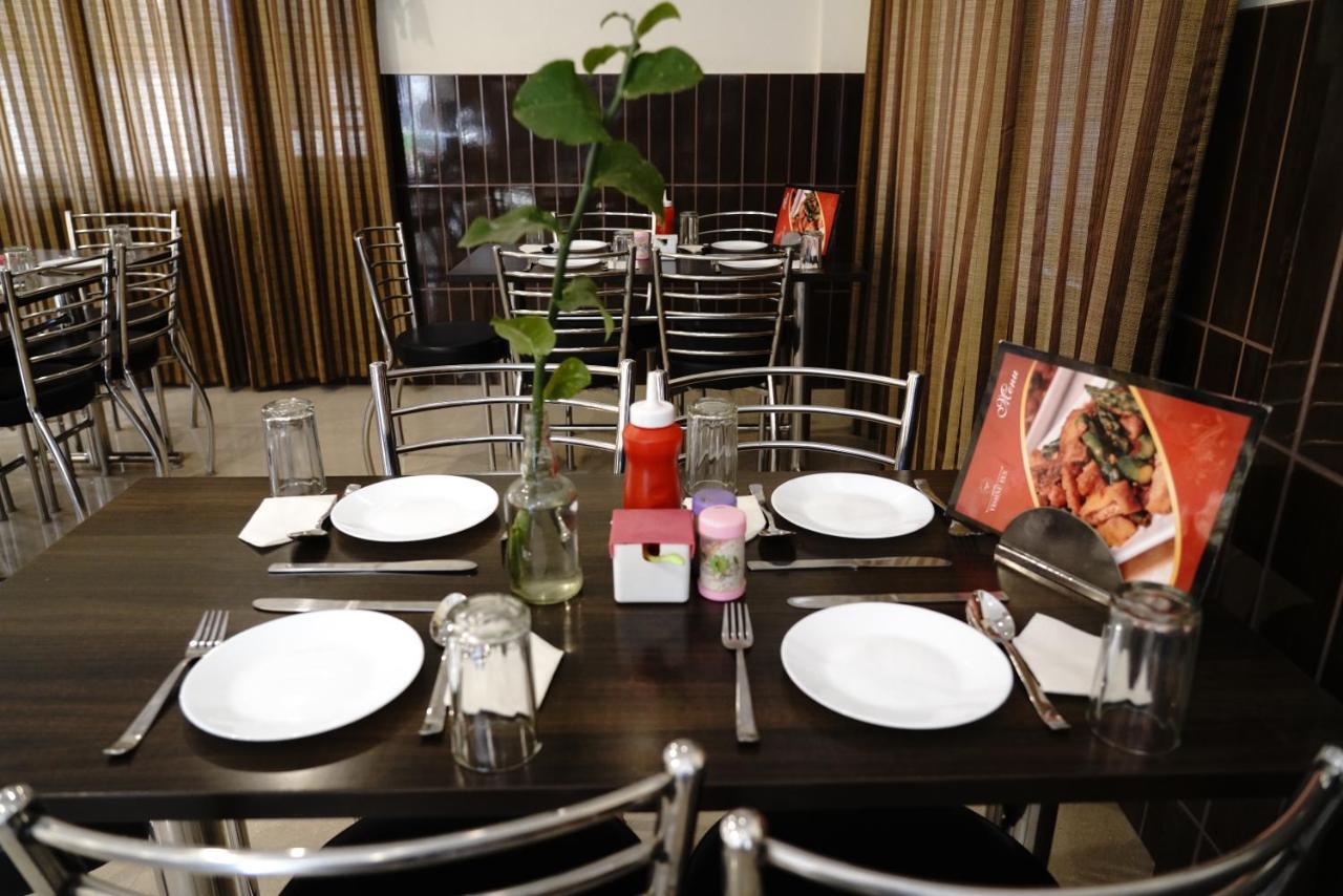 Hotel Vishnu Inn Dehradun Ngoại thất bức ảnh